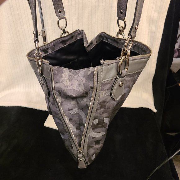 Coach Rare Grey & Silver Canvas Penelope Hobo - Picture 4 of 14